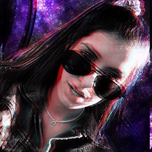 Meet your Posher, Anya